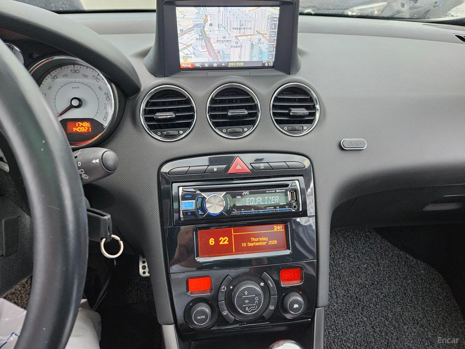 Peugeot 308 превью 19