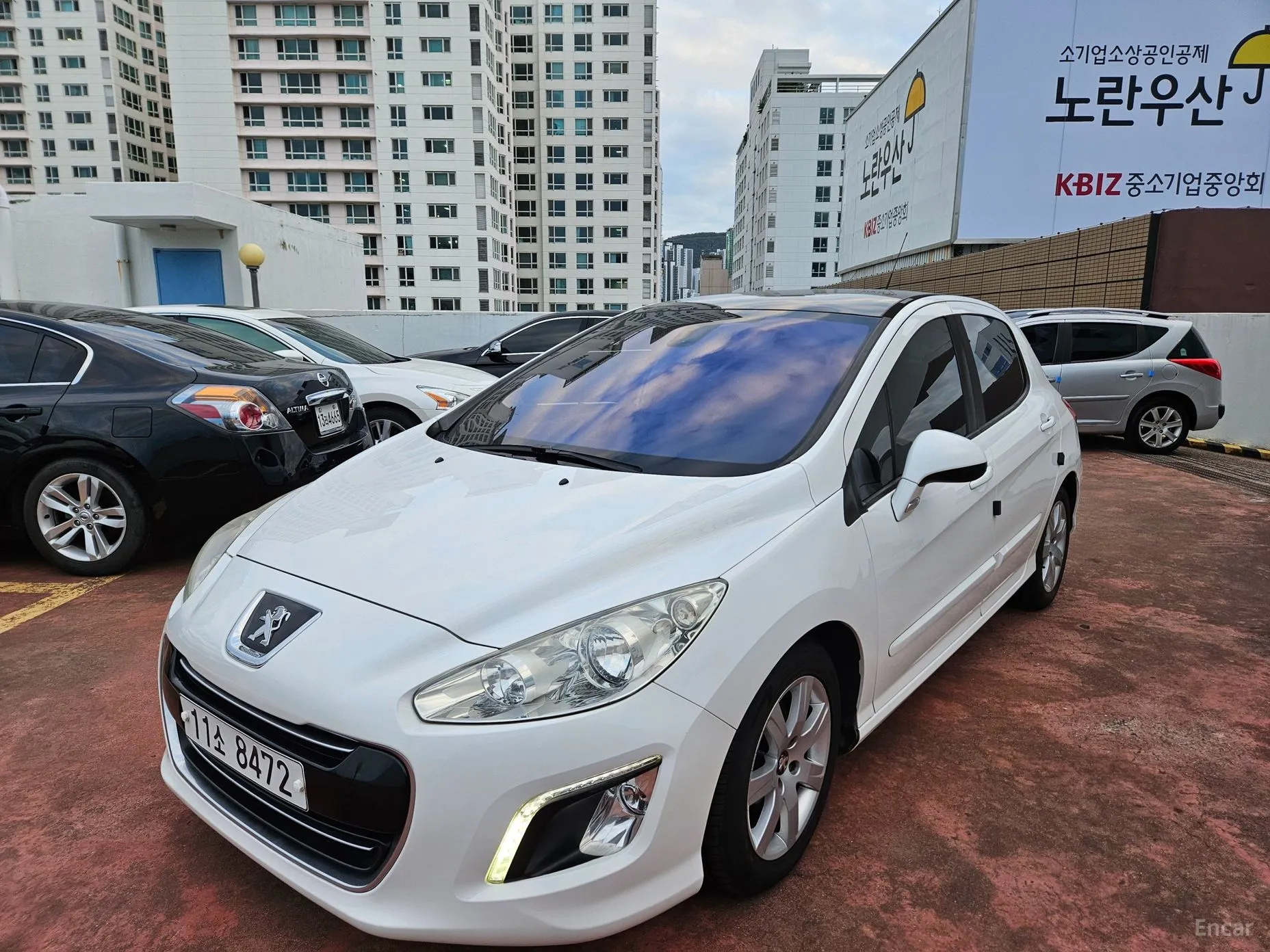 Peugeot 308 превью 8