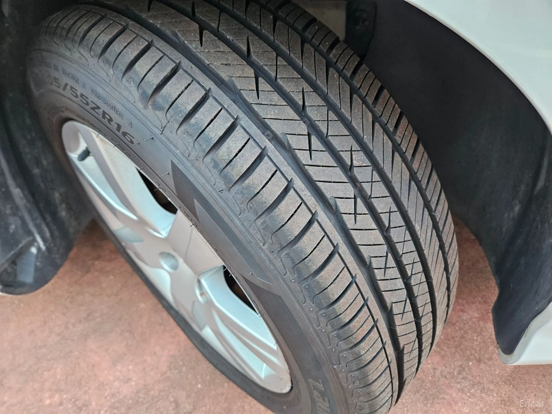 Peugeot 308 превью 9