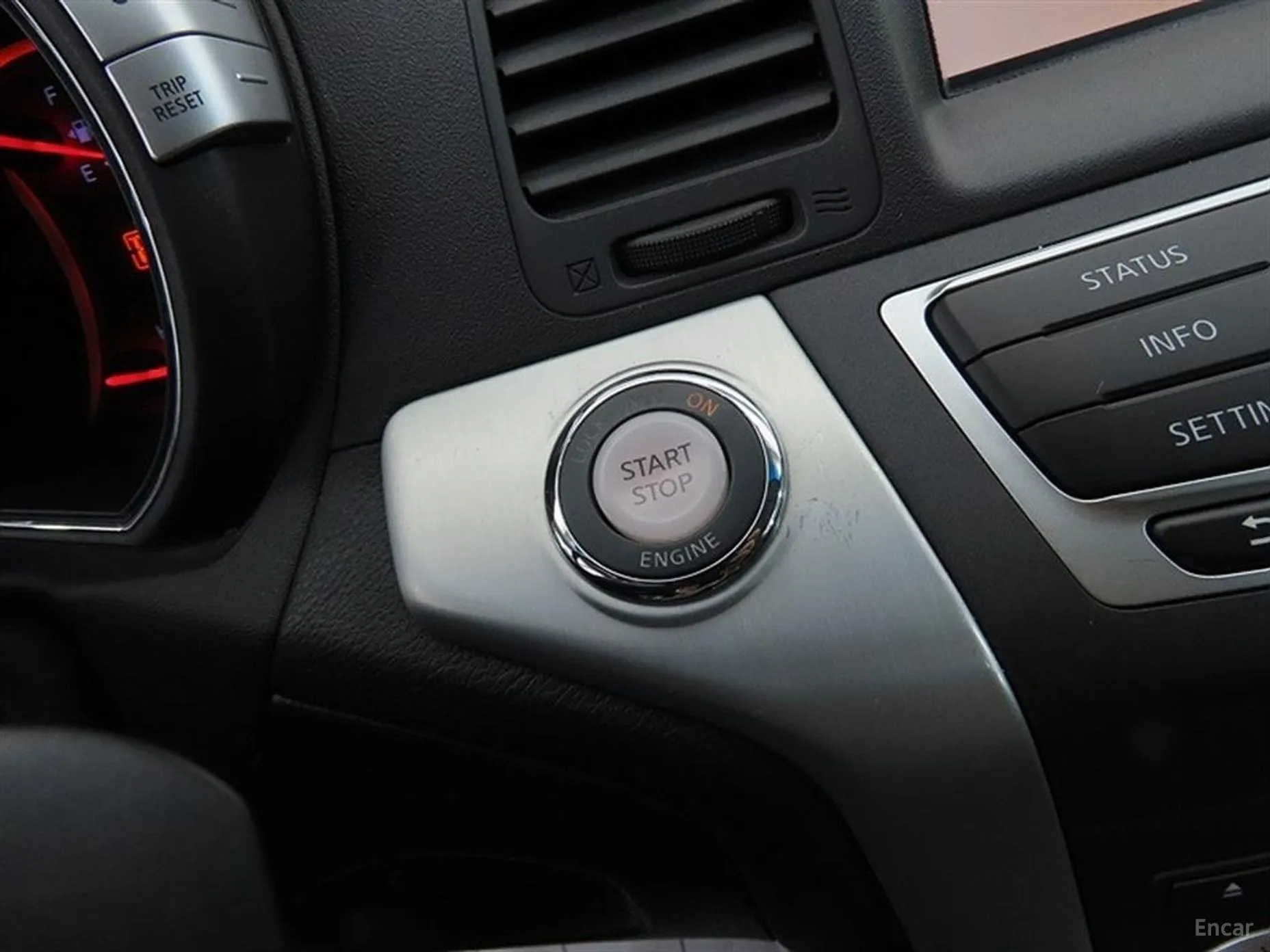 Nissan Murano превью 14