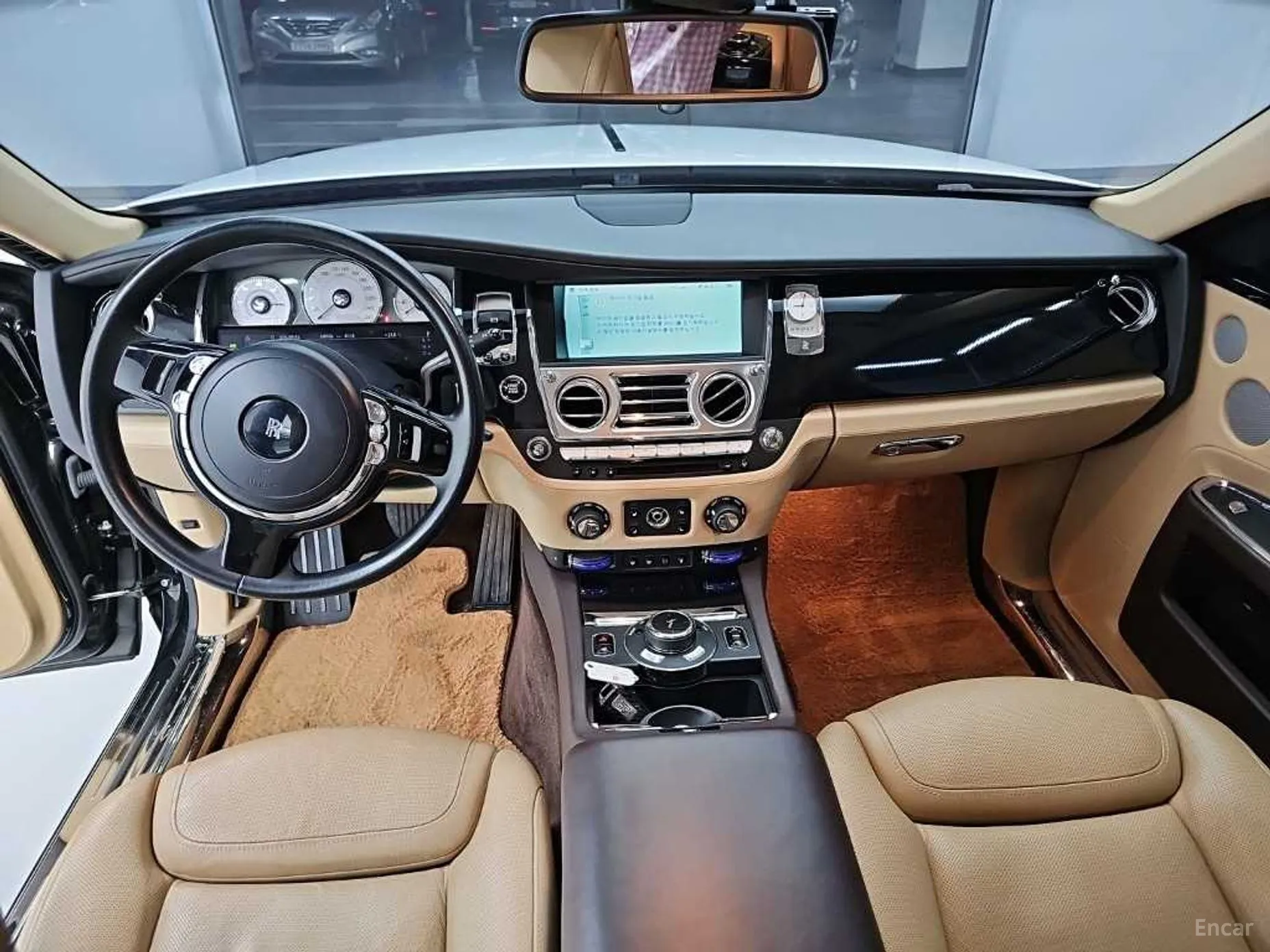 Rolls-Royce Ghost превью 5