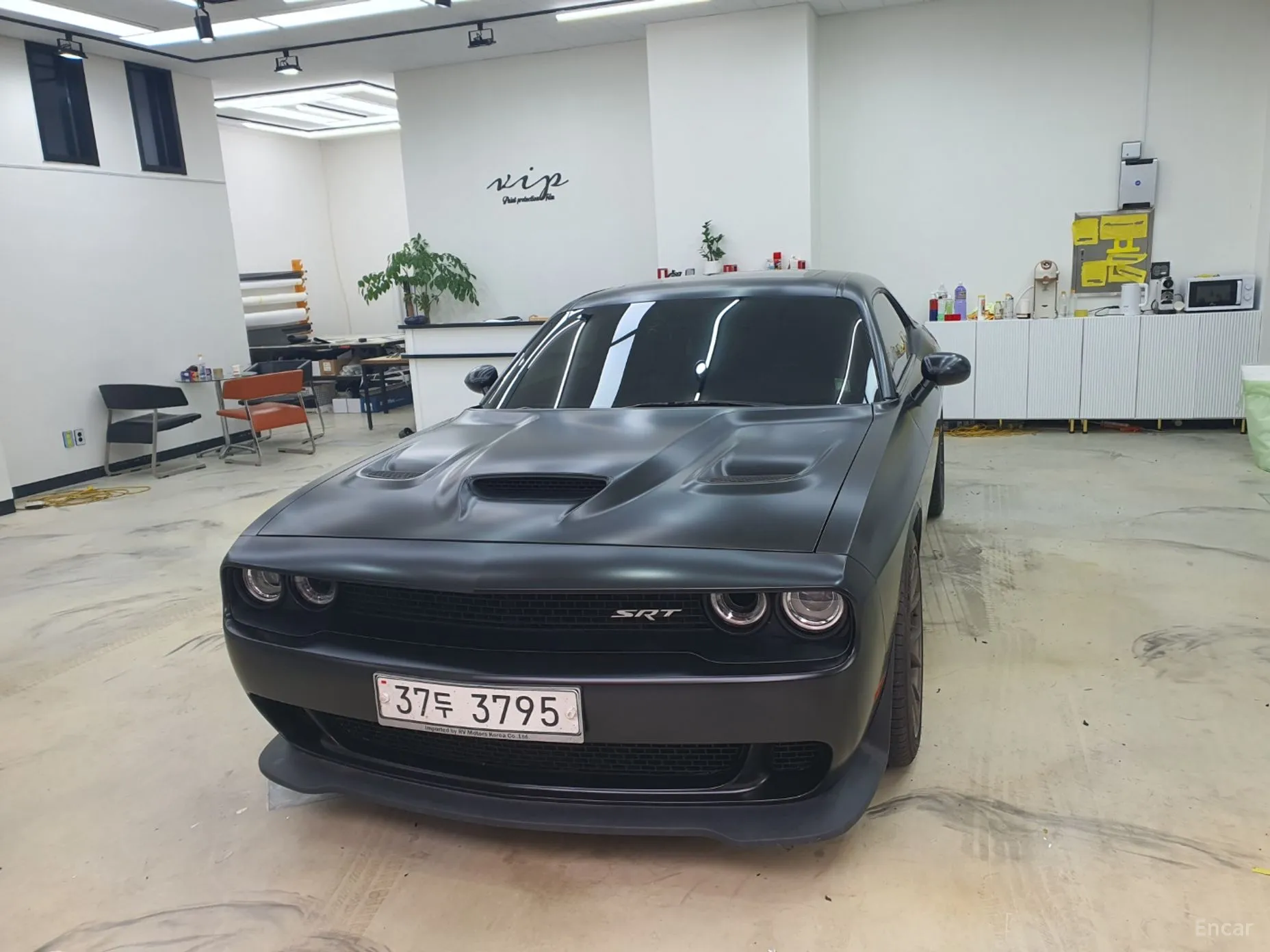 Dodge Challenger превью 3
