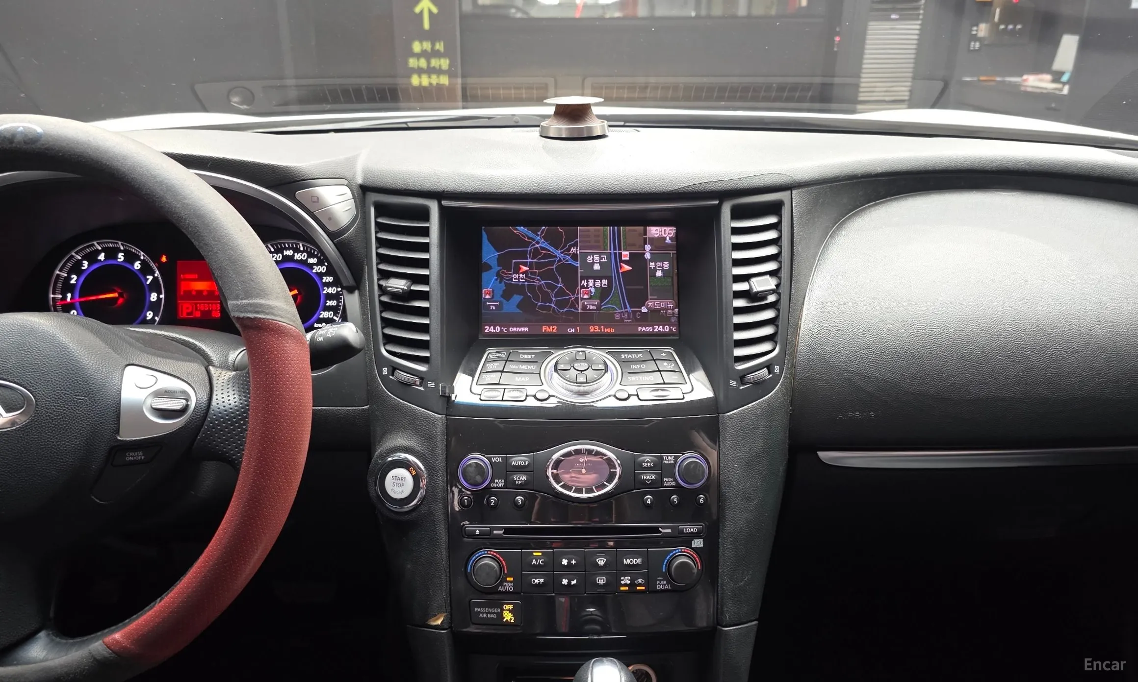 Infiniti FX35 превью 14