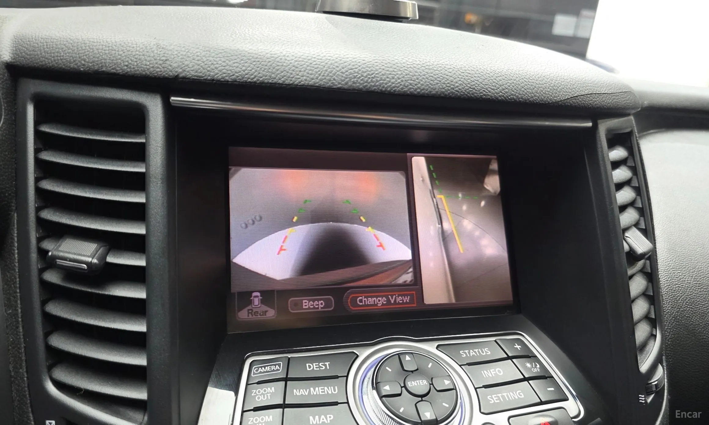 Infiniti FX35 превью 16