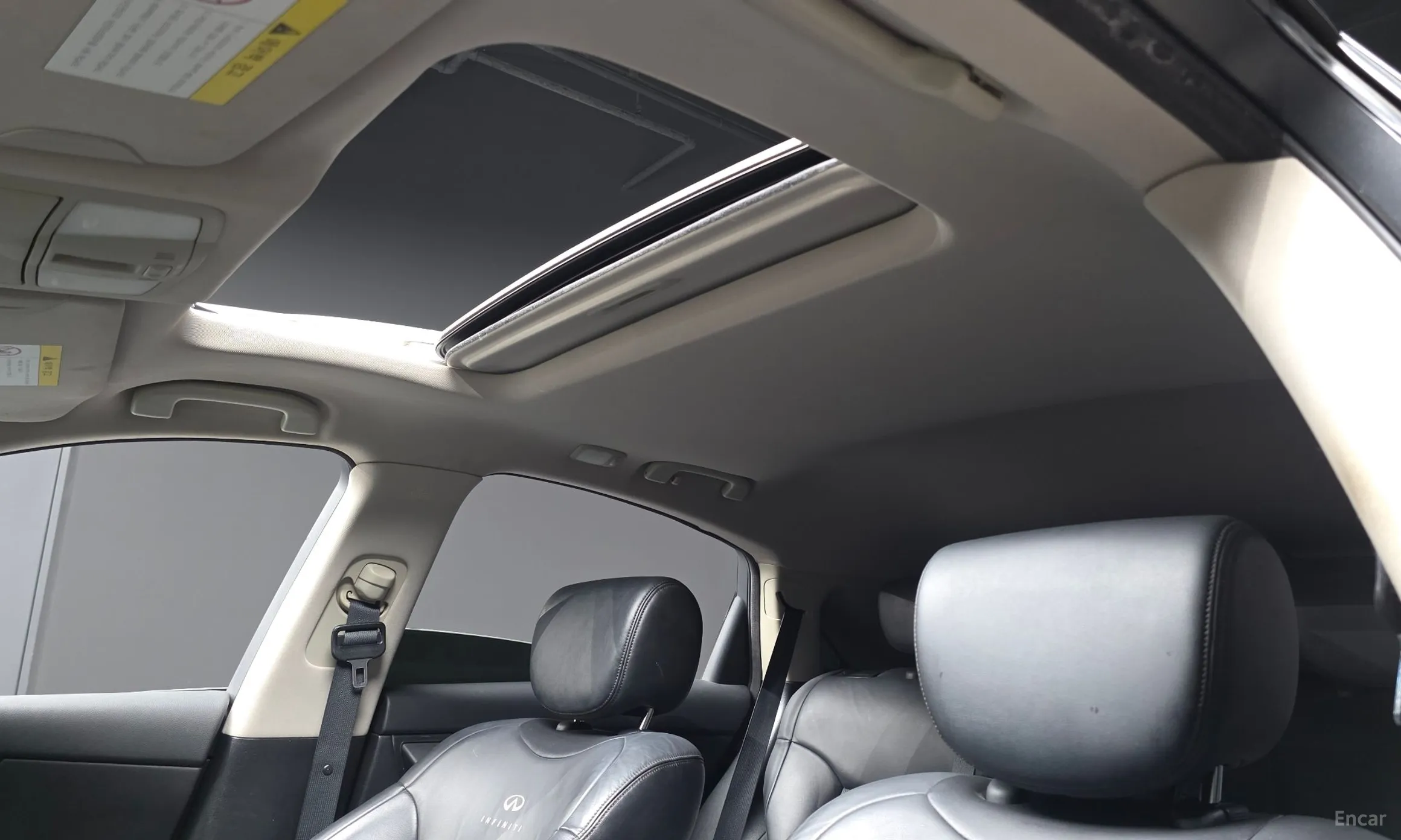 Infiniti FX35 превью 18
