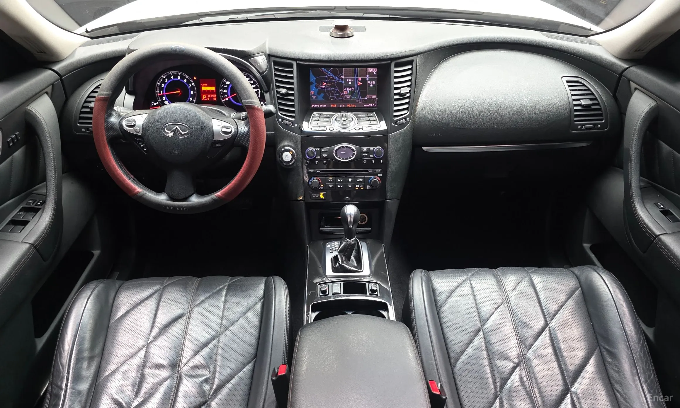 Infiniti FX35 превью 7