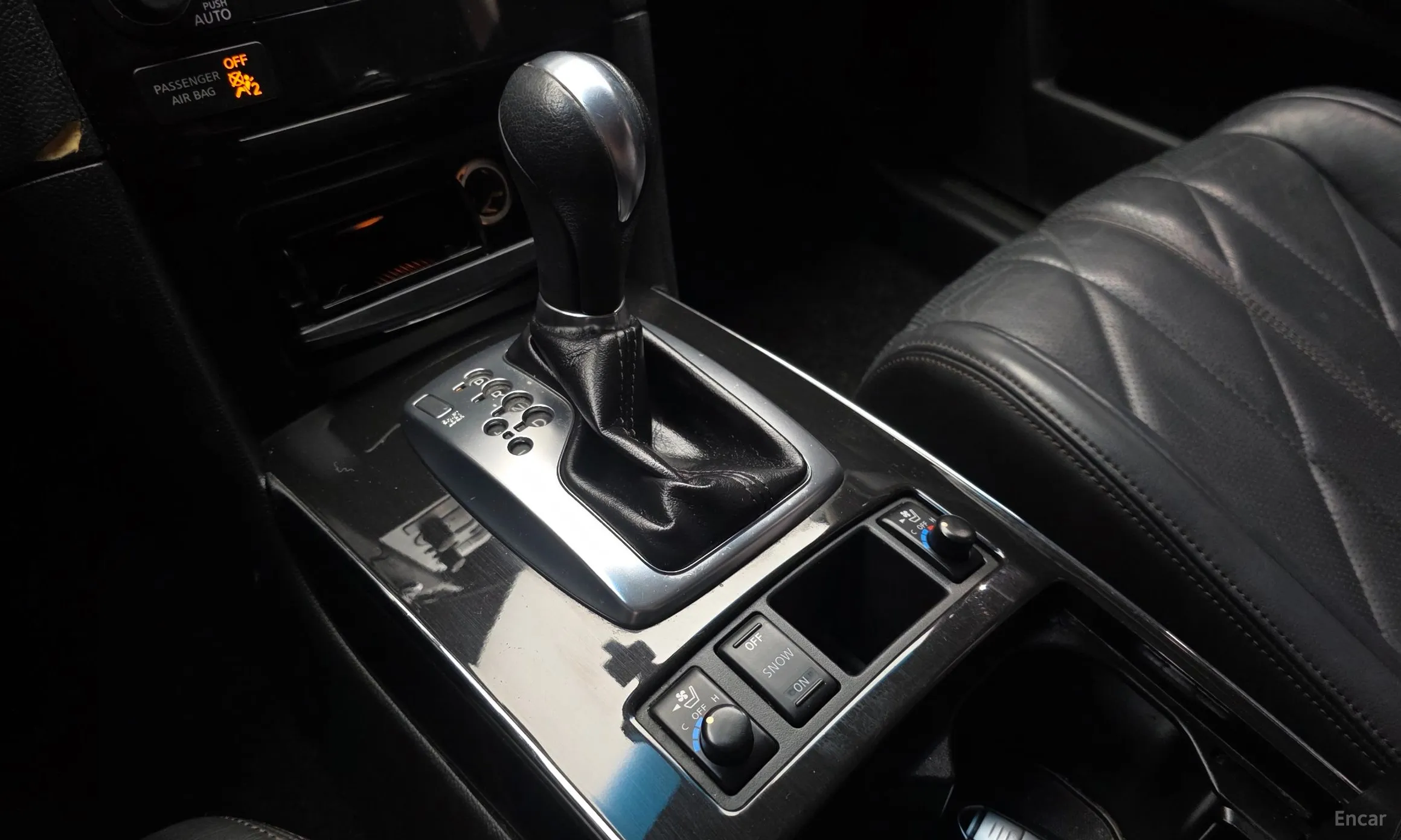 Infiniti FX35 превью 9
