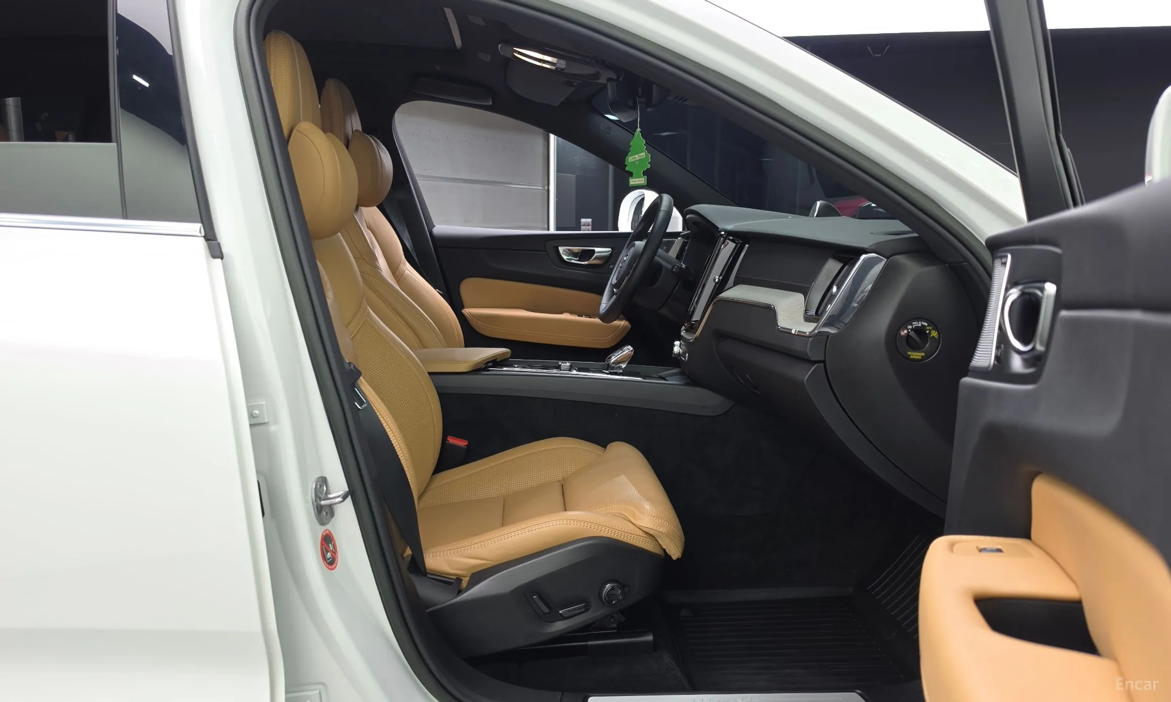 Volvo XC60 Gen 2 превью 11