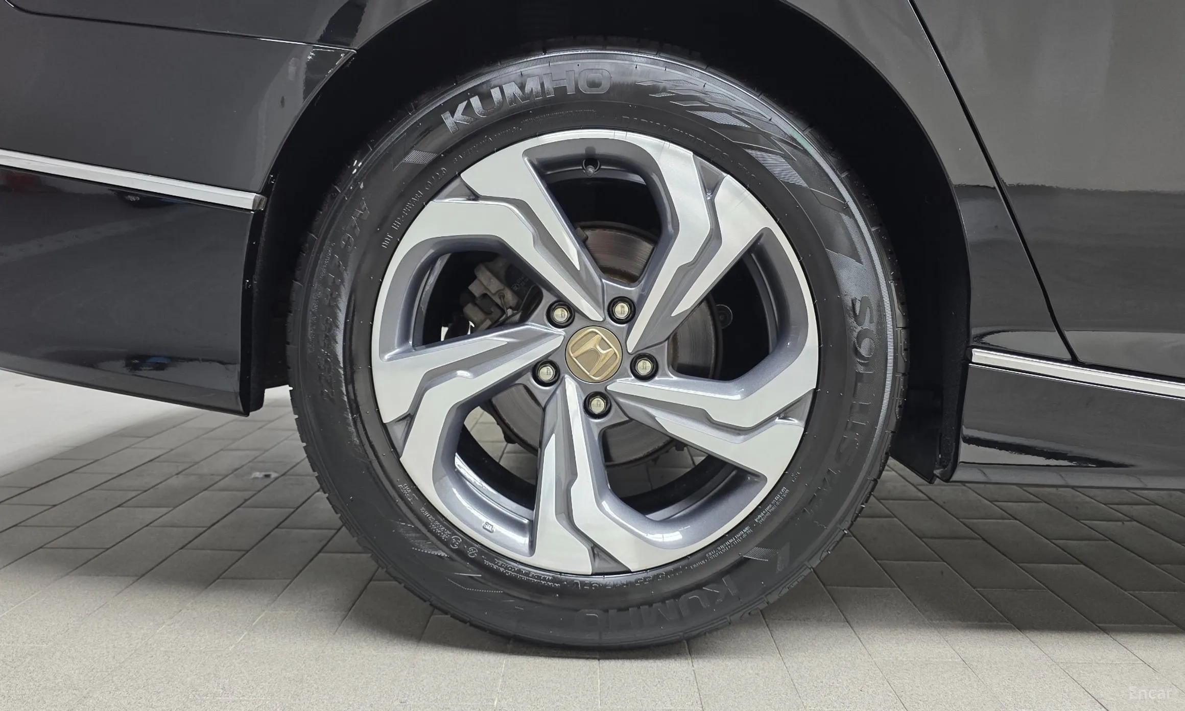 Honda Accord 10th Generation превью 5
