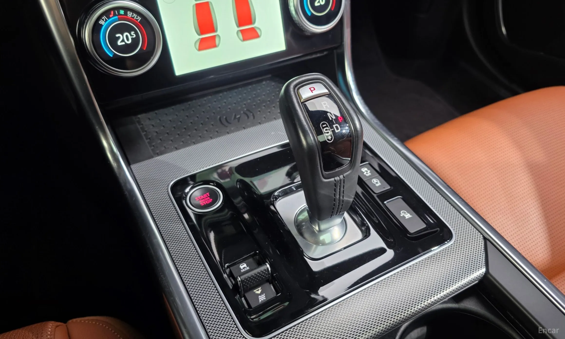 Jaguar XE превью 9