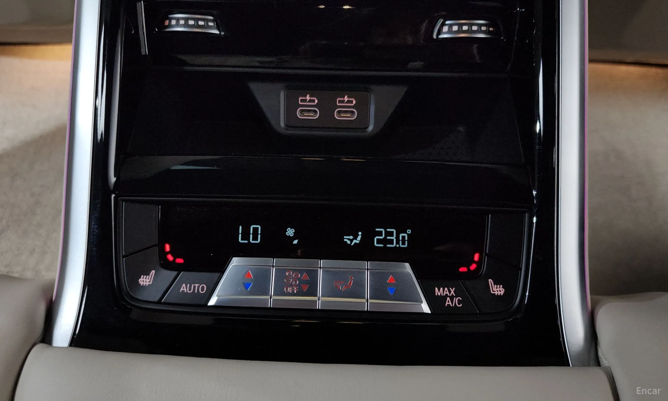BMW 8-series (G15) превью 12