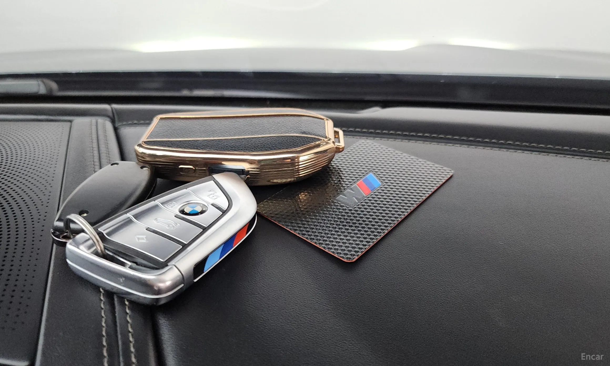 BMW 8-series (G15) превью 16