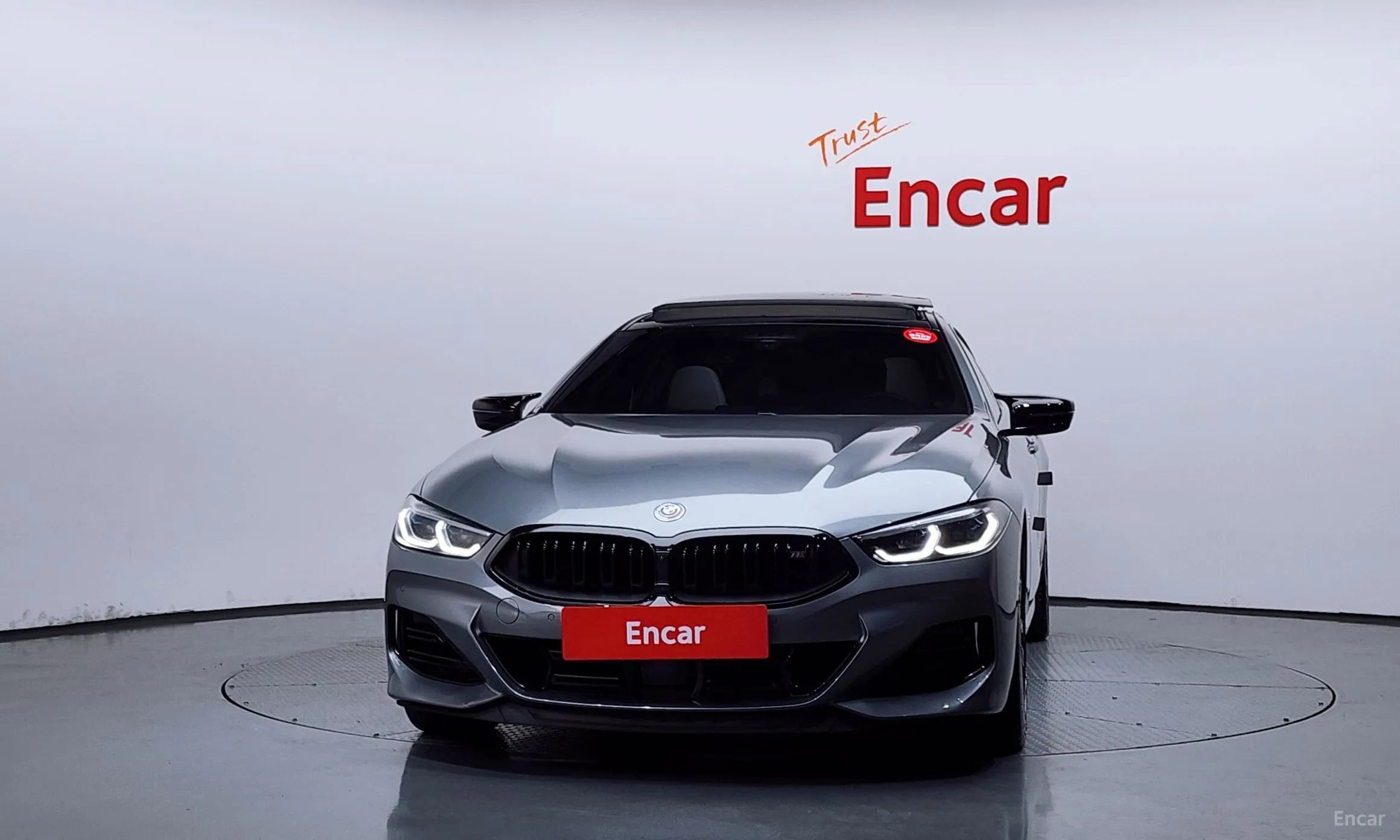 BMW 8-series (G15) превью 3