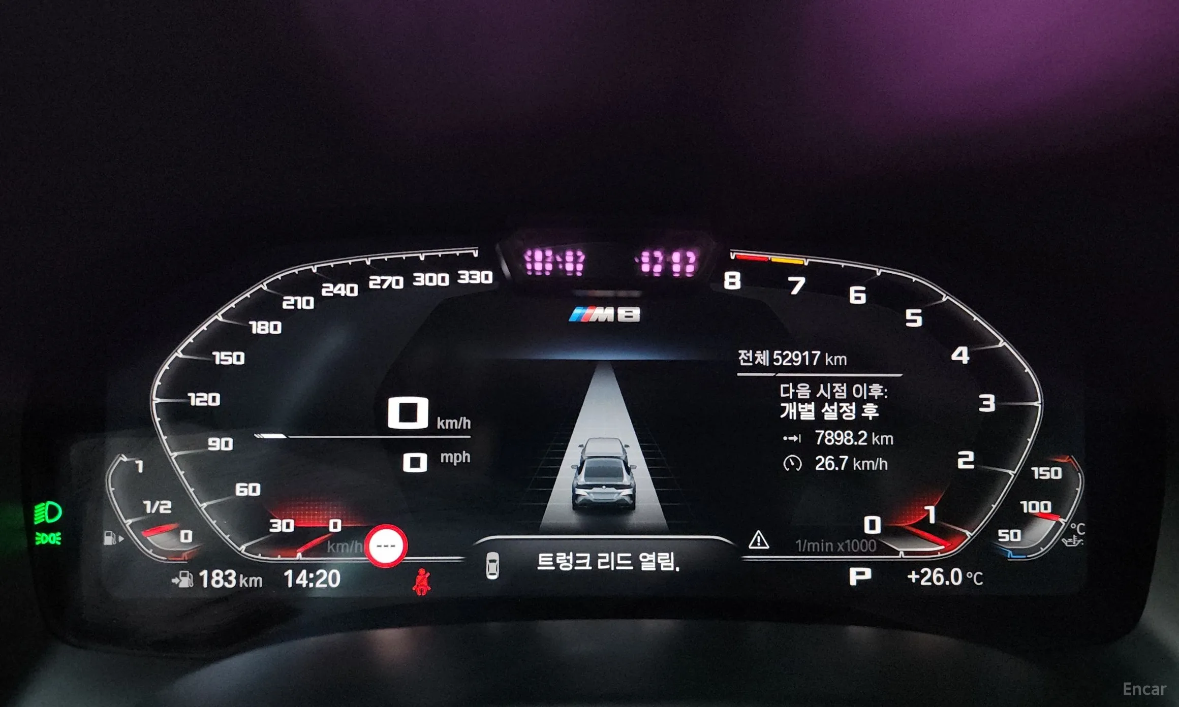 BMW 8-series (G15) превью 8