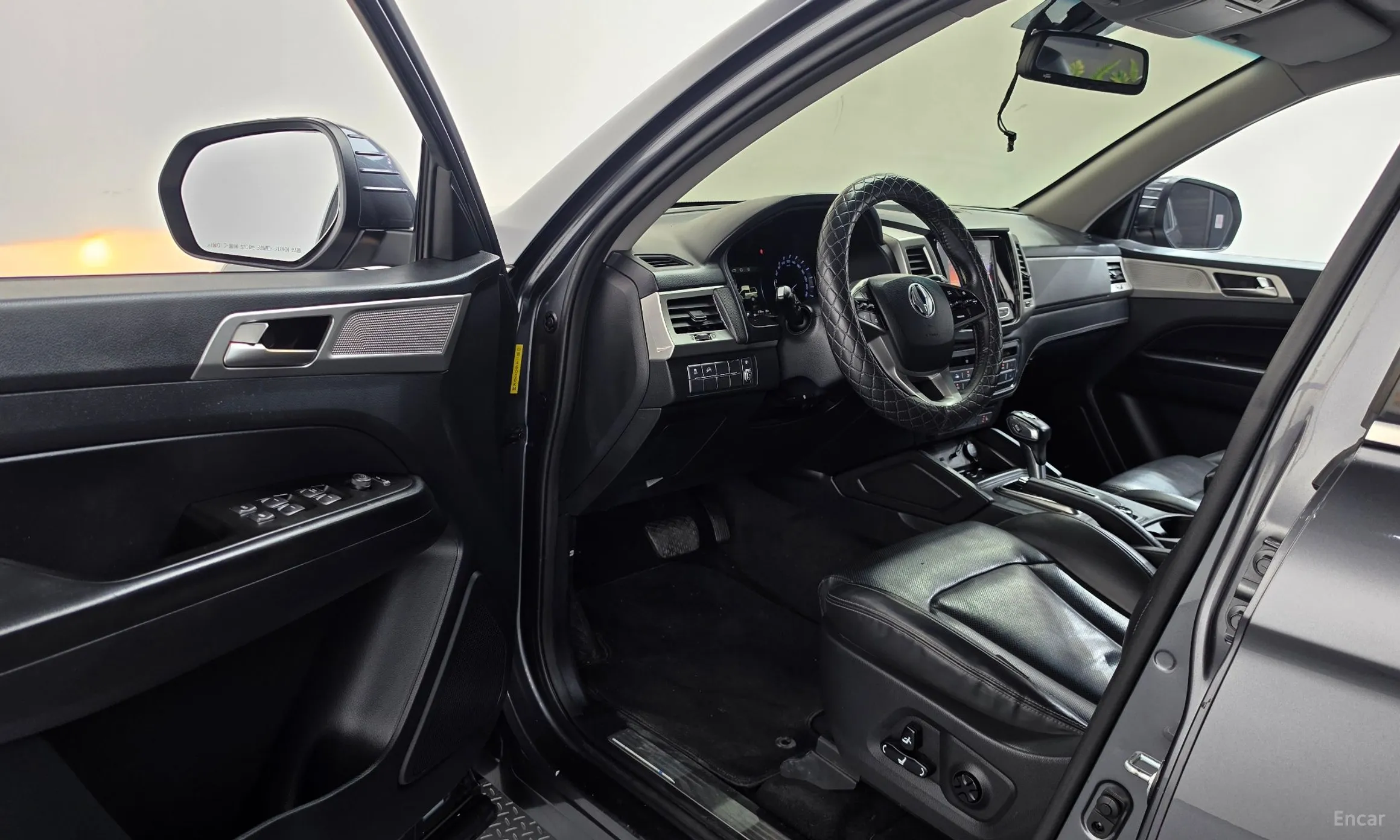 KG Mobility (SsangYong) Rexton Sports превью 10