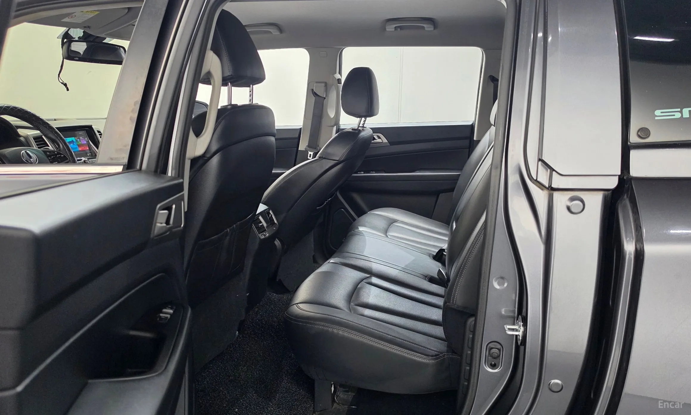 KG Mobility (SsangYong) Rexton Sports превью 11