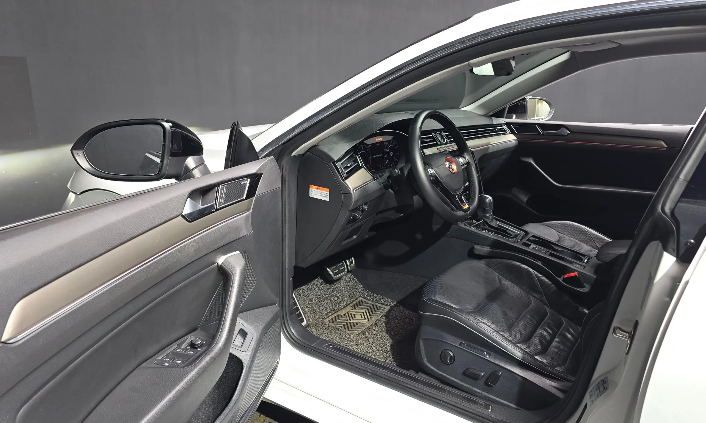 Volkswagen Ateon превью 10
