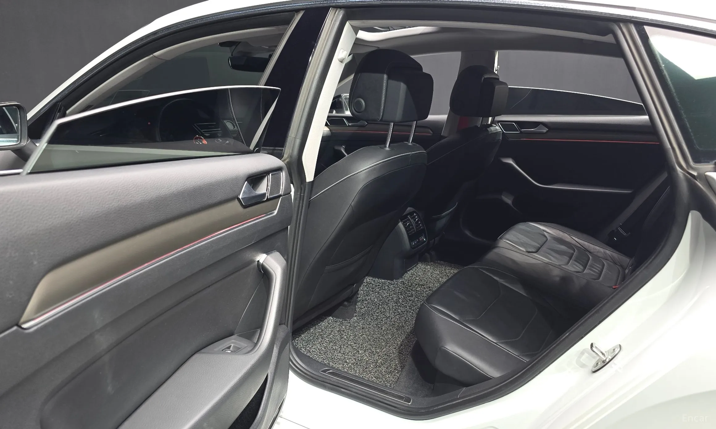 Volkswagen Ateon превью 12