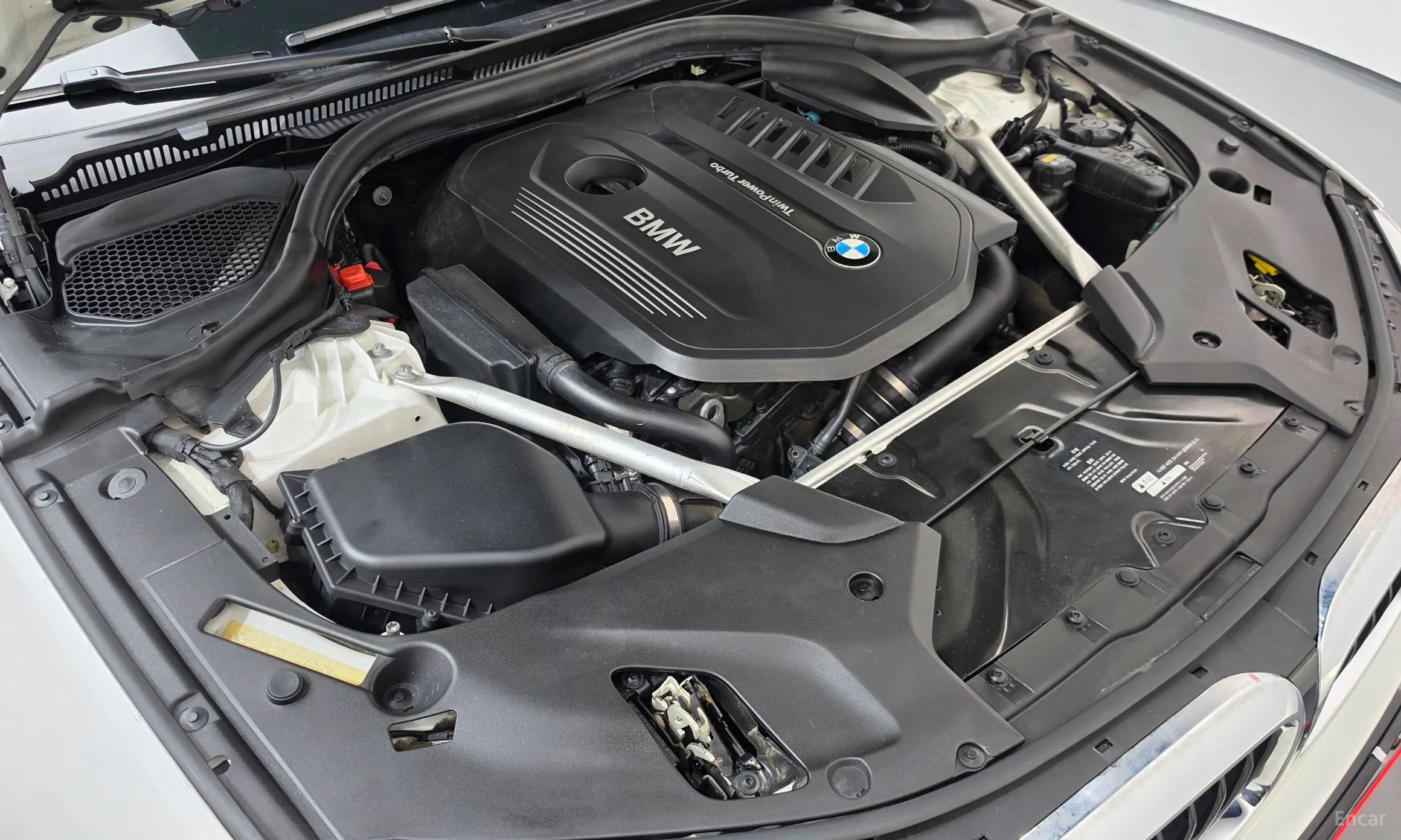 BMW 5 Series (G30) превью 6
