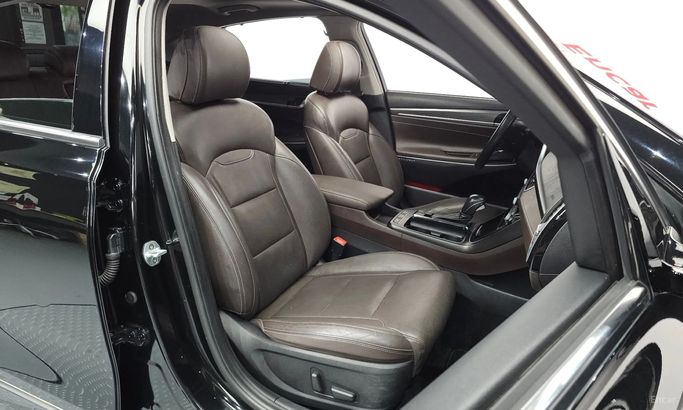 Hyundai Grandeur IG превью 10