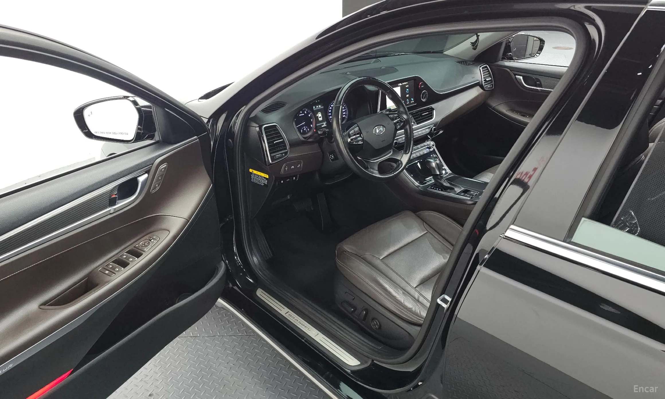 Hyundai Grandeur IG превью 11