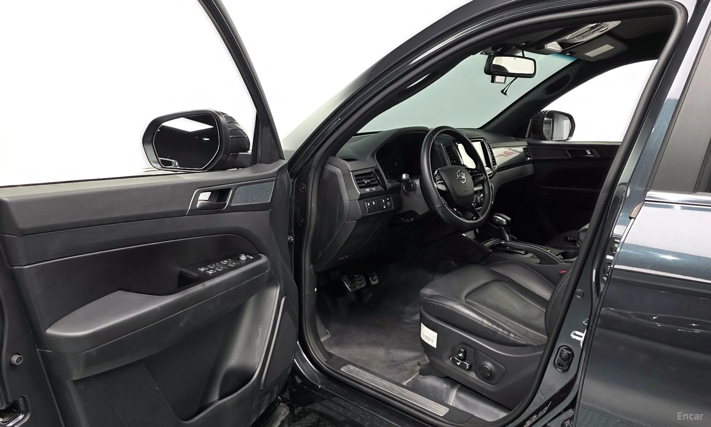 KG Mobility (SsangYong) Rexton Sports Khan превью 10