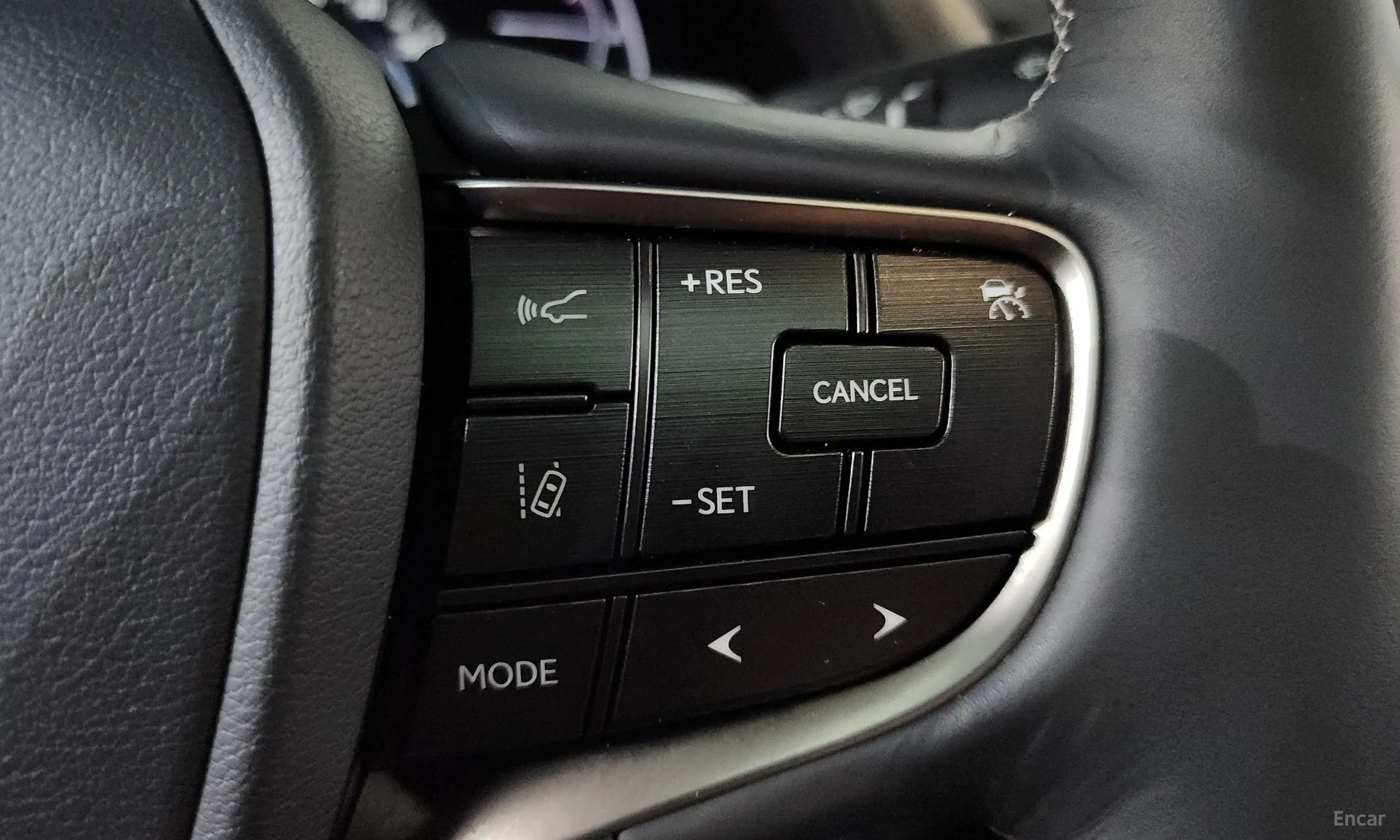 Lexus ES300h 7th Generation превью 16