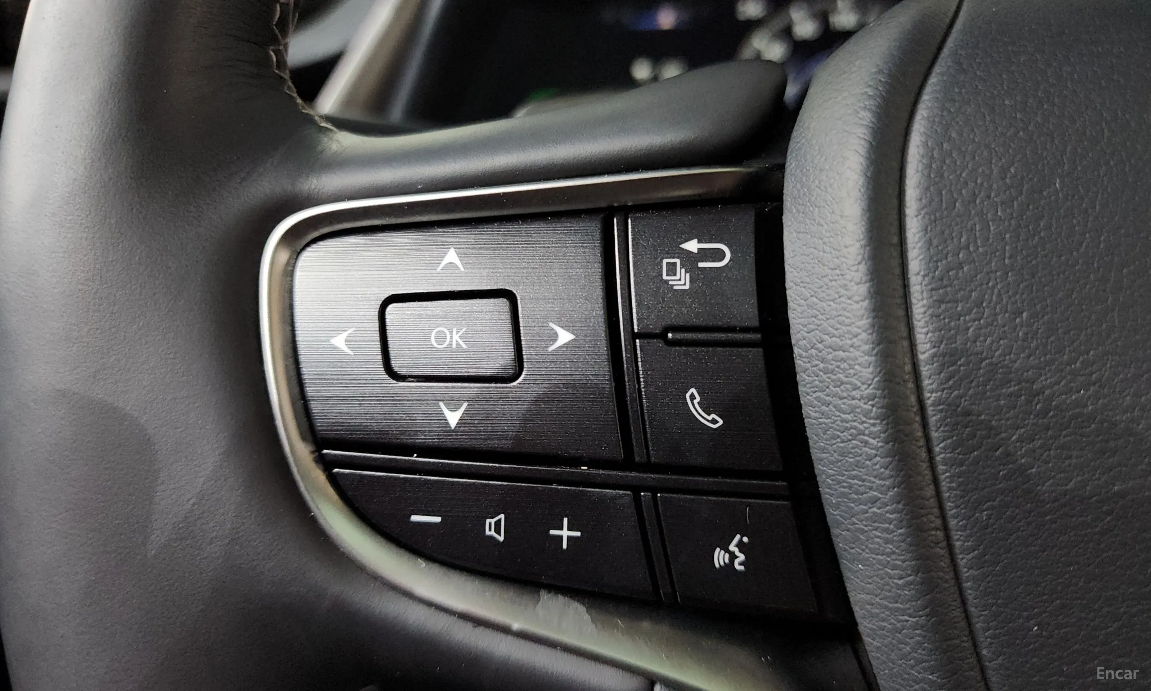 Lexus ES300h 7th Generation превью 17