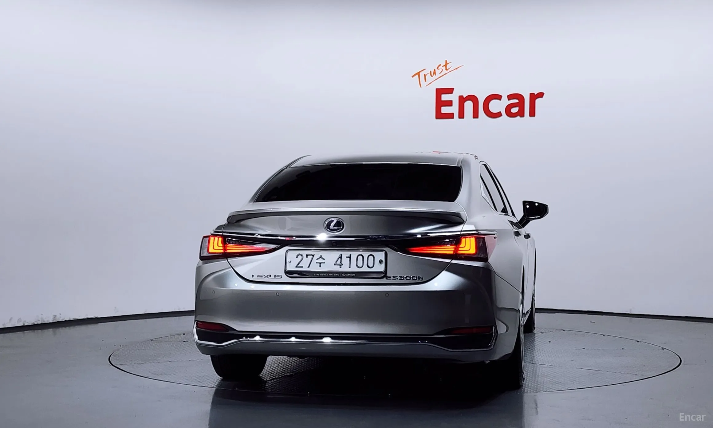 Lexus ES300h 7th Generation превью 4