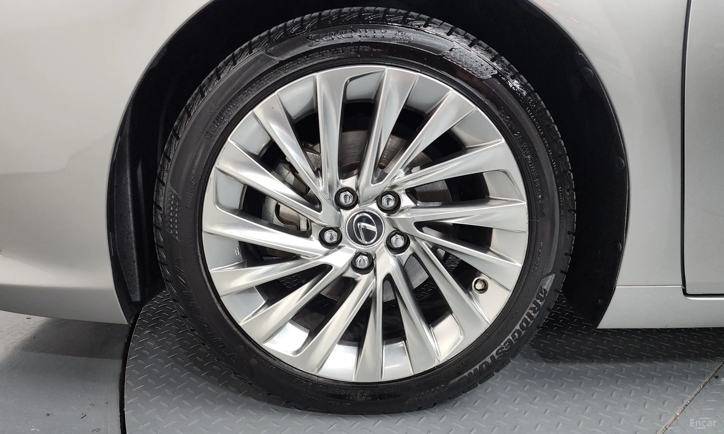 Lexus ES300h 7th Generation превью 5