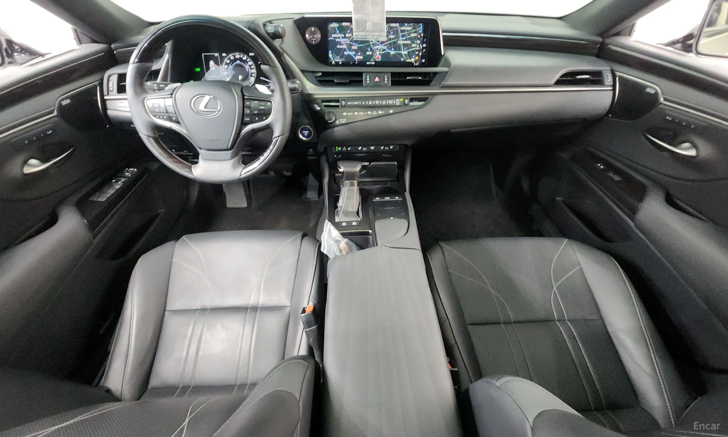 Lexus ES300h 7th Generation превью 7