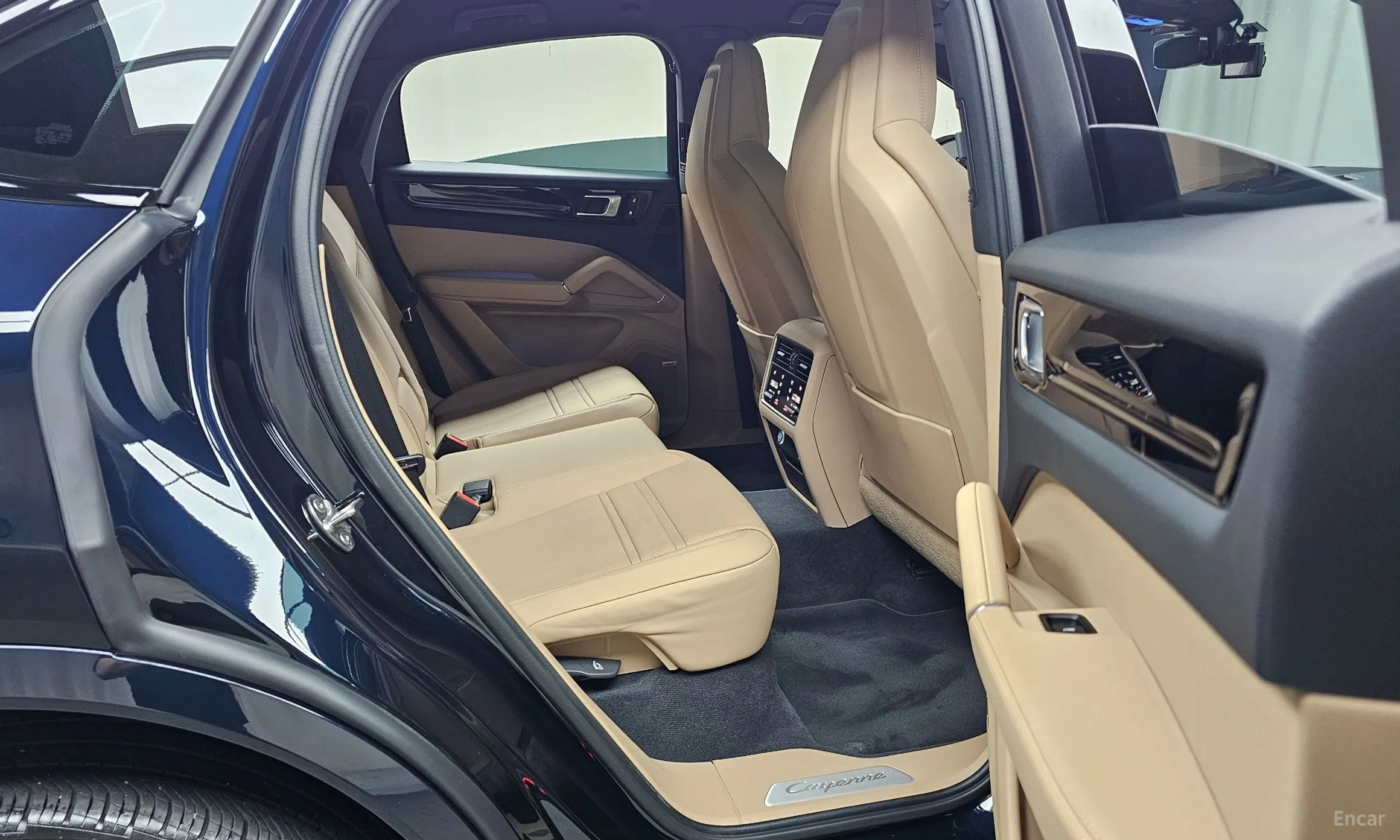 Porsche Cayenne (PO536) превью 11