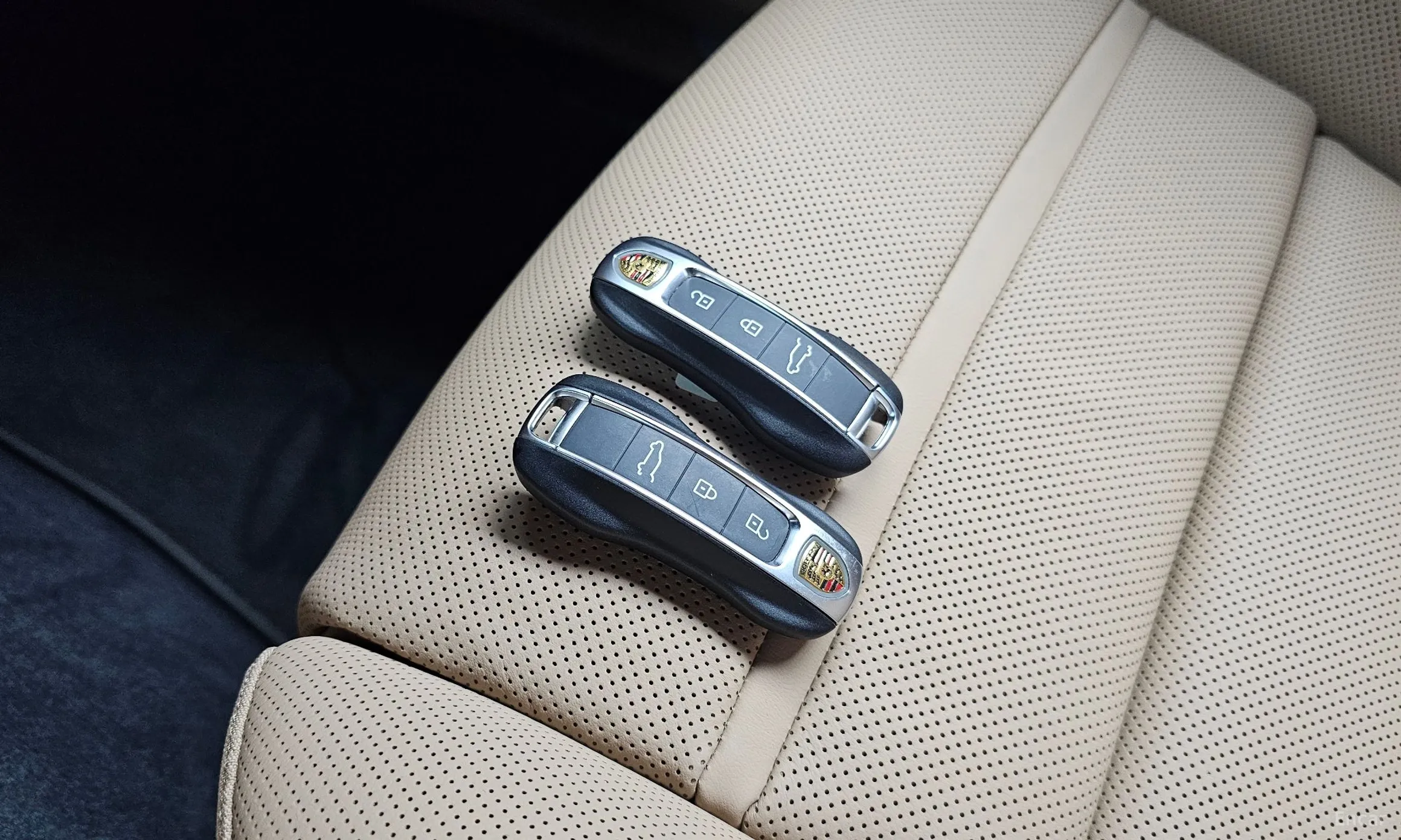Porsche Cayenne (PO536) превью 15