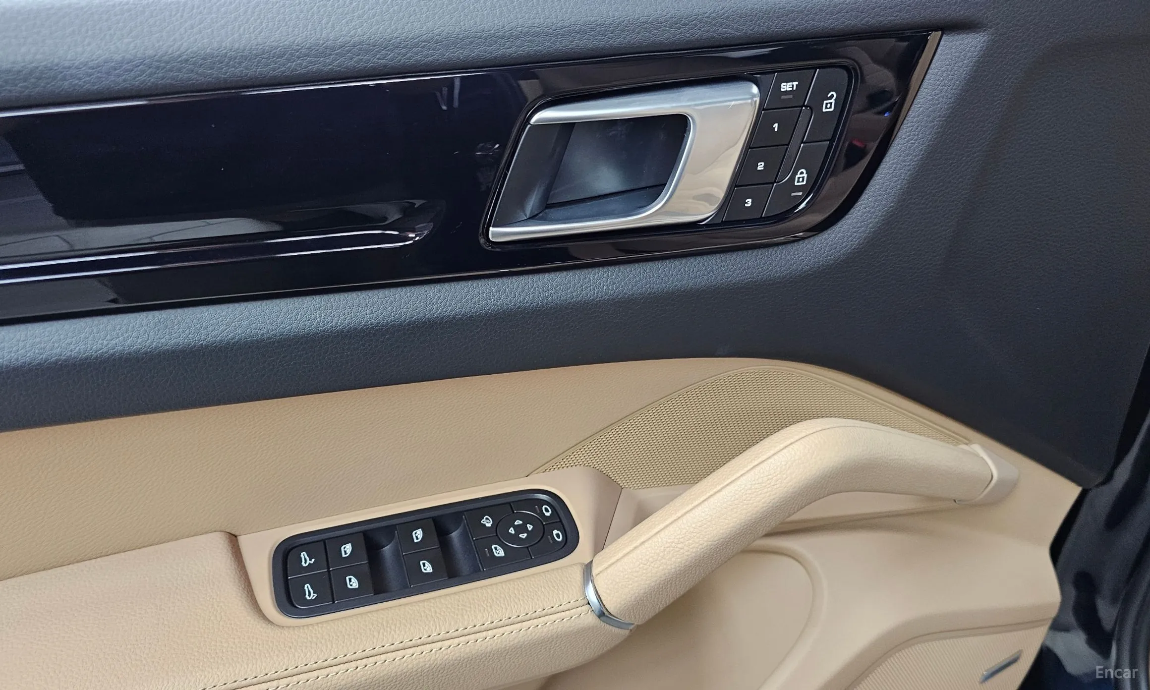 Porsche Cayenne (PO536) превью 20