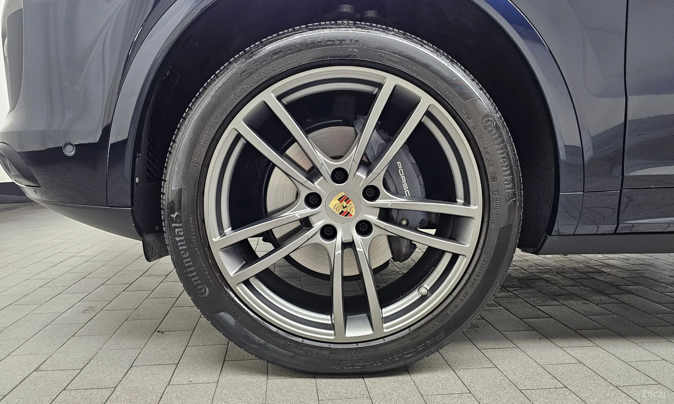 Porsche Cayenne (PO536) превью 5