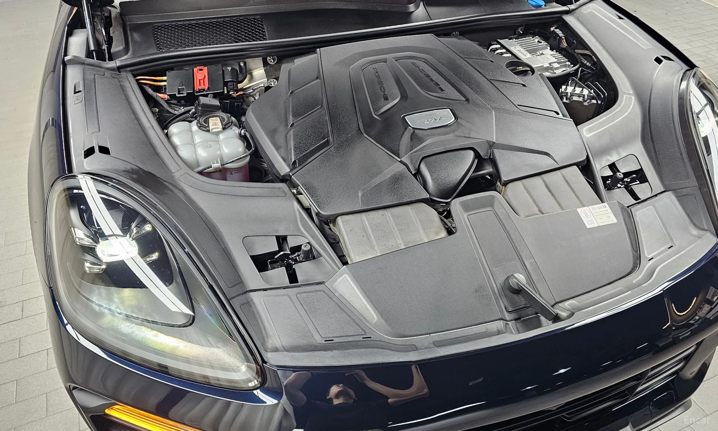 Porsche Cayenne (PO536) превью 6