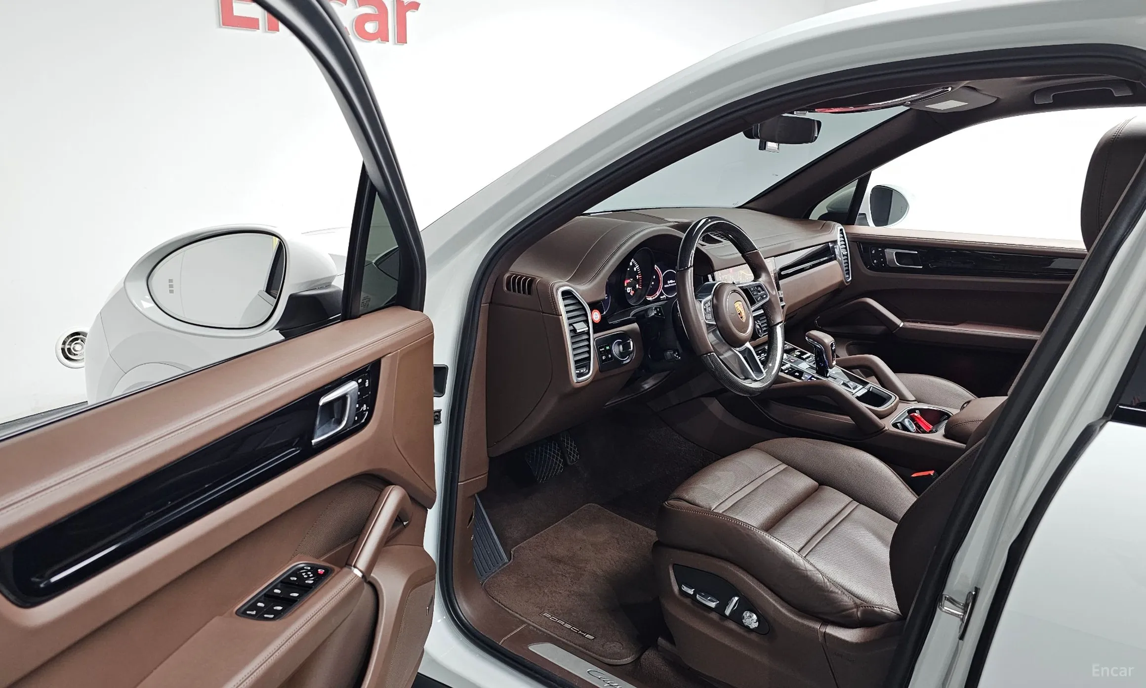 Porsche Cayenne (PO536) превью 10