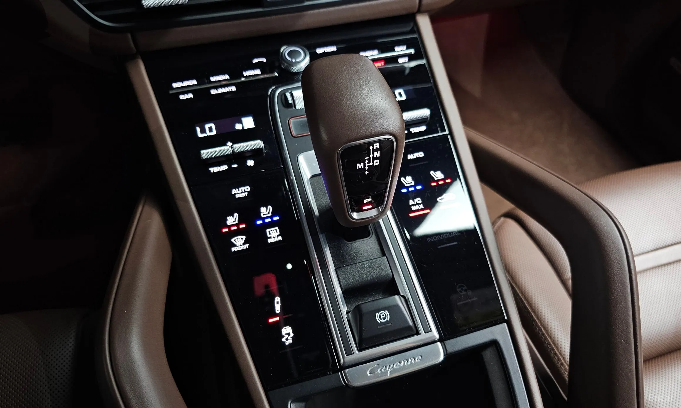 Porsche Cayenne (PO536) превью 9