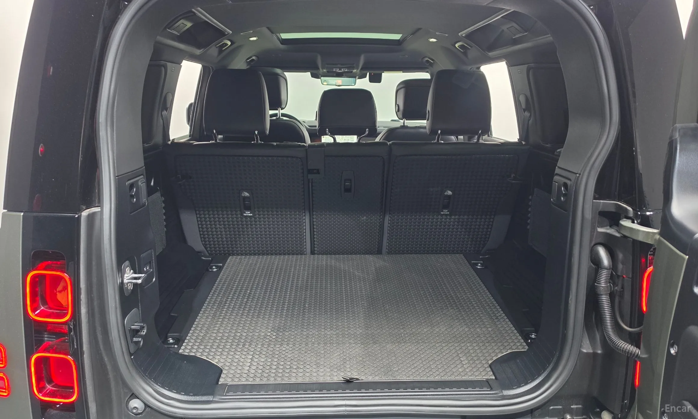 Land Rover Defender (L663) превью 19