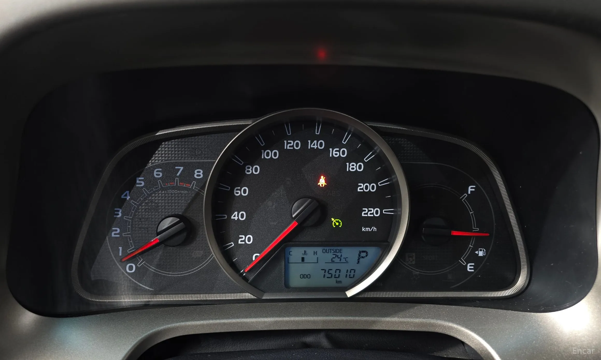 Toyota RAV4 превью 8