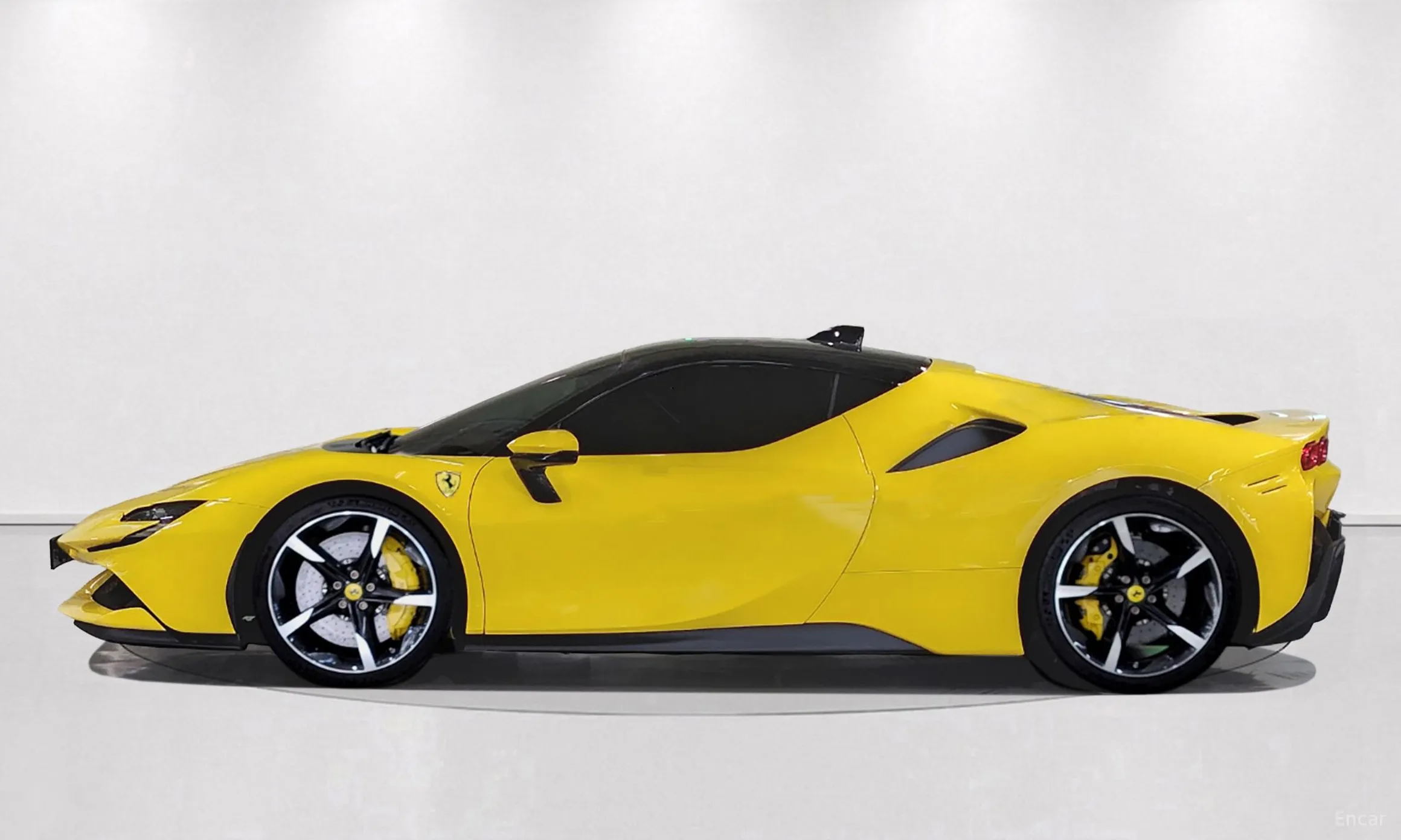 Ferrari SF90 Stradale превью 8