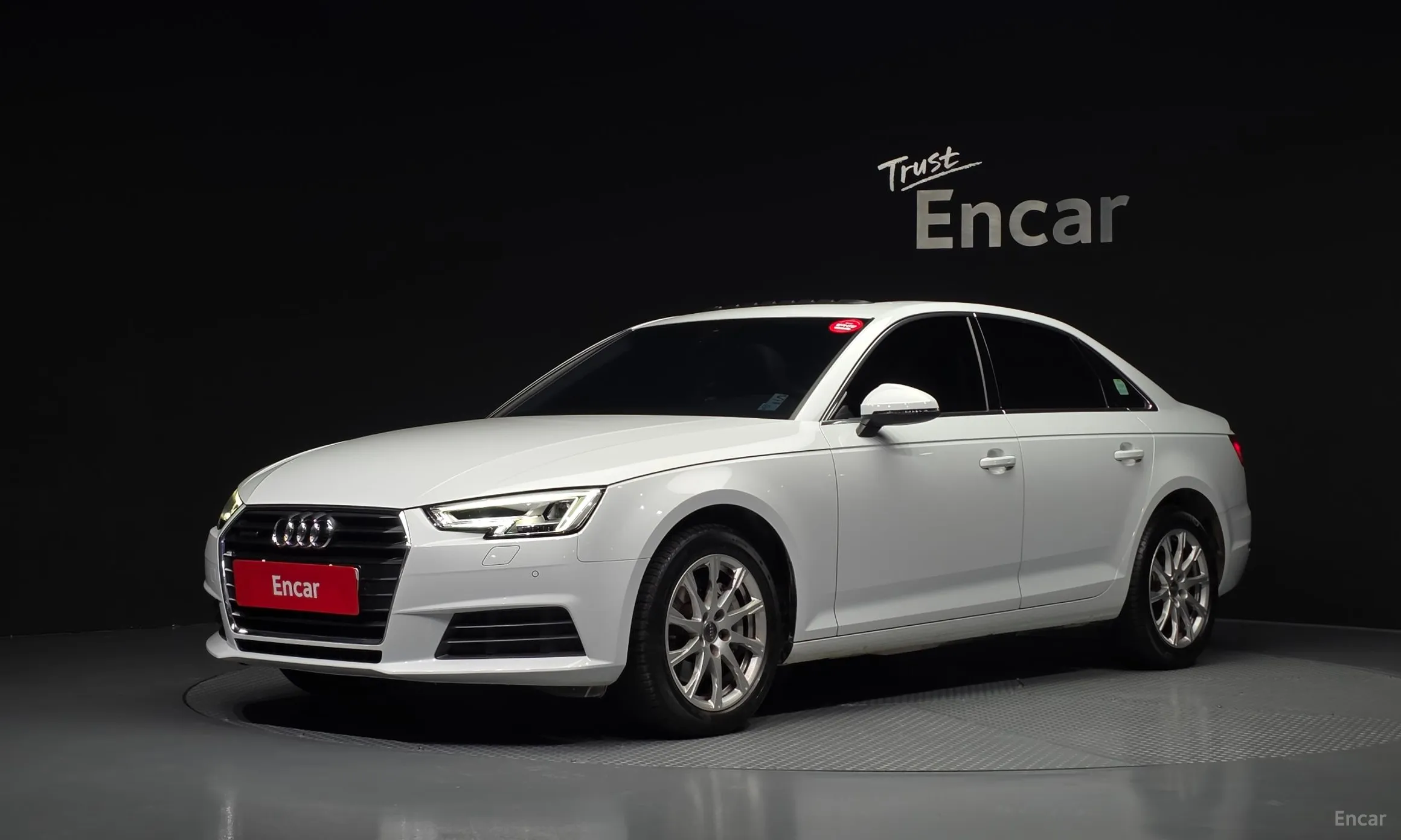 Audi A4 (B9)