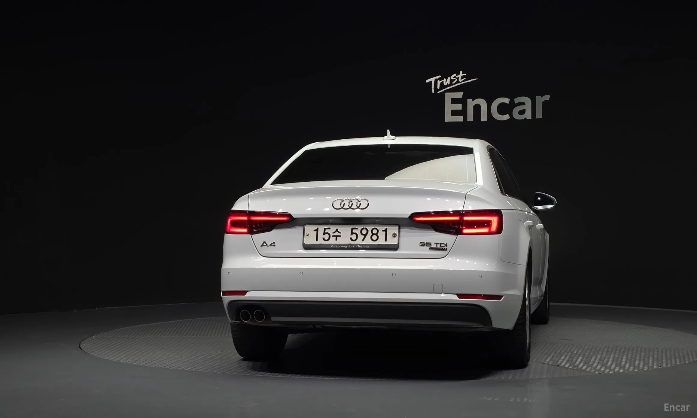 Audi A4 (B9) превью 4