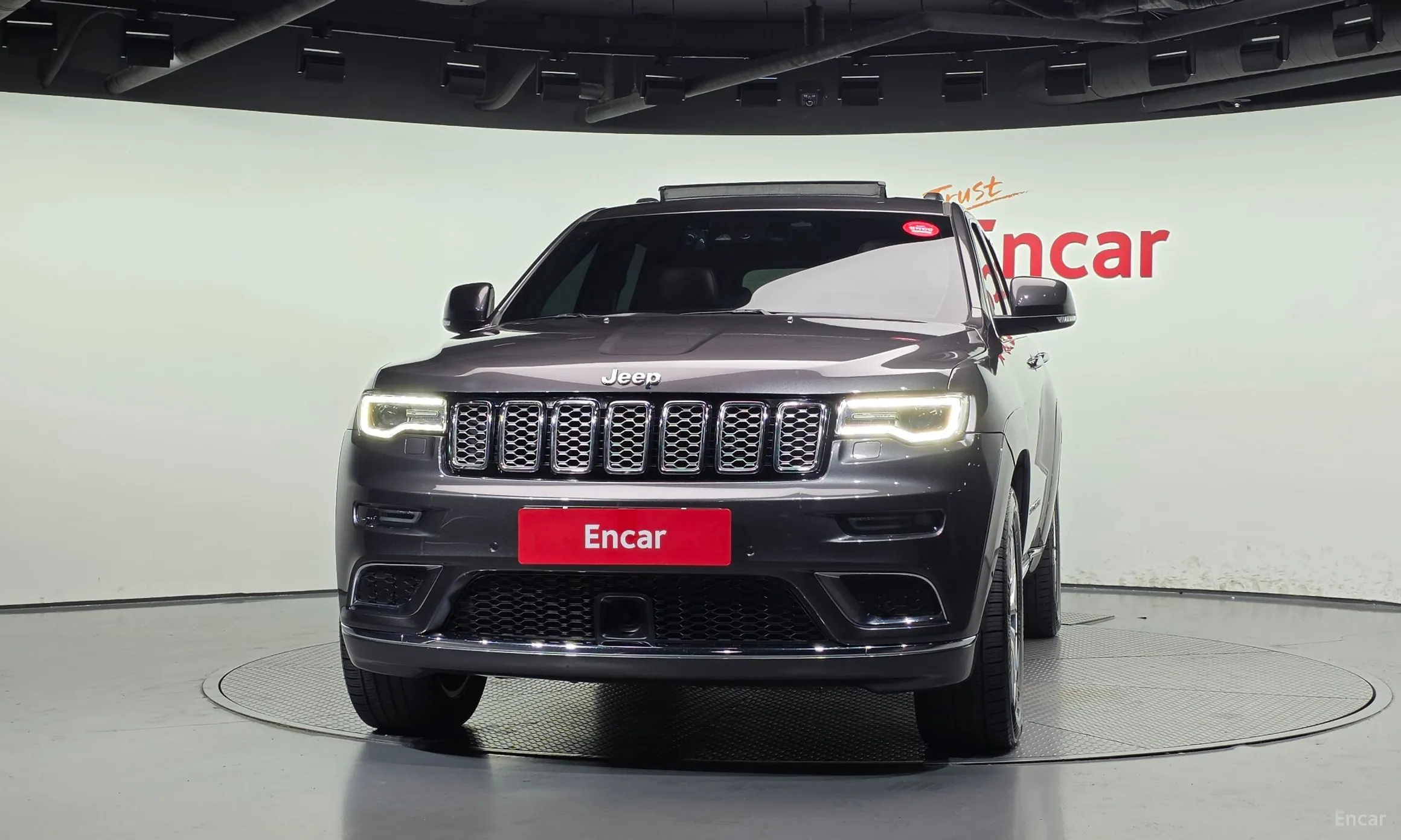 Jeep Grand Cherokee превью 3
