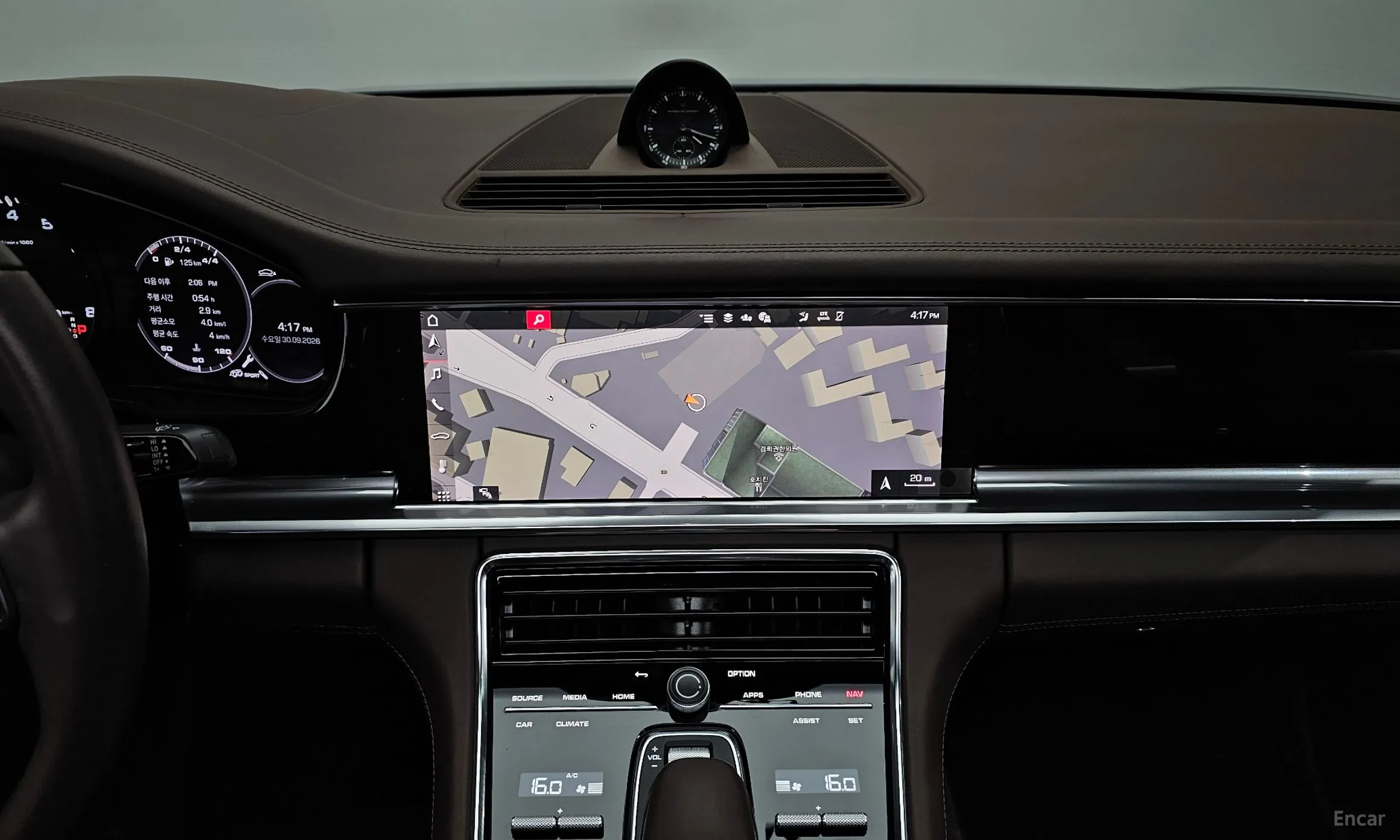 Porsche Panamera (971) превью 14
