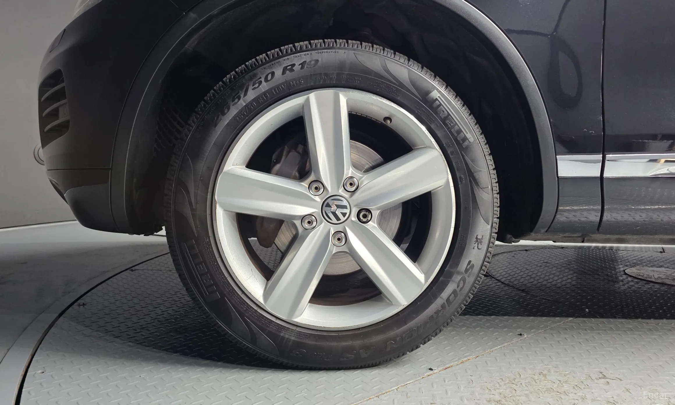 Volkswagen New Touareg превью 5