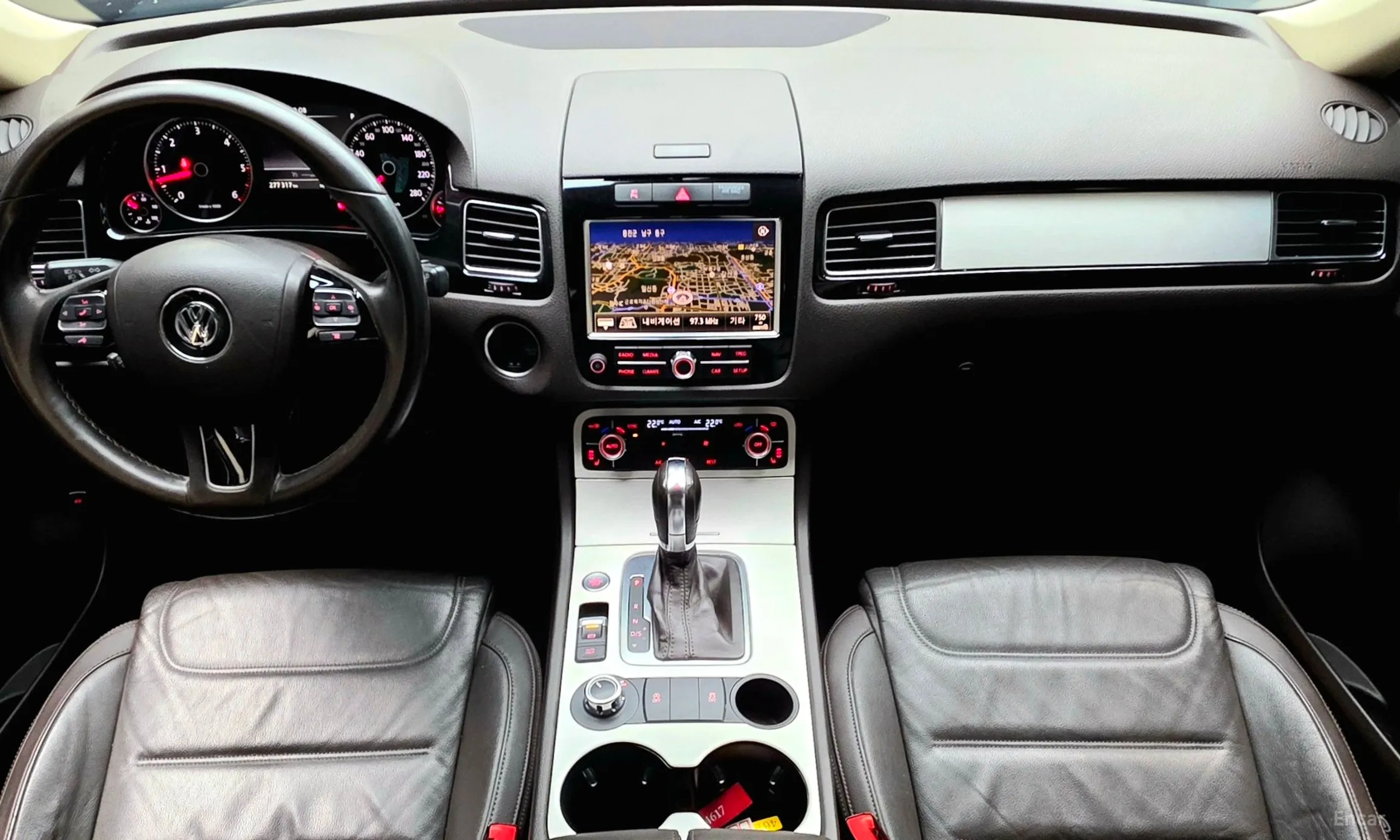 Volkswagen New Touareg превью 7
