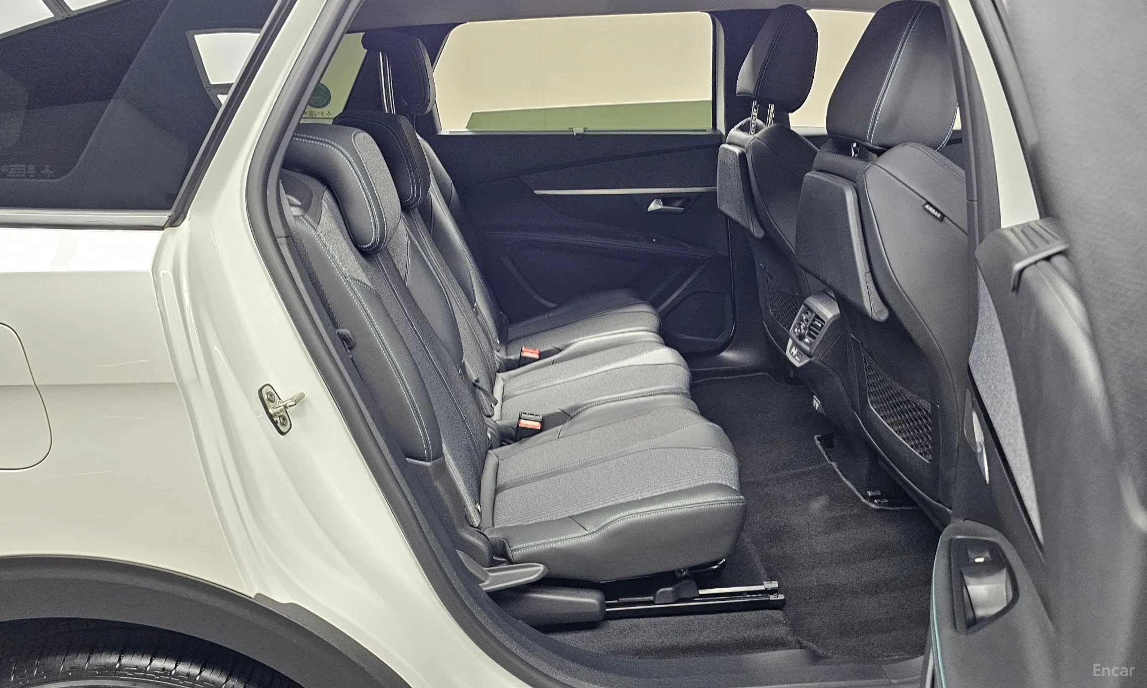 Peugeot 5008 2nd generation превью 15
