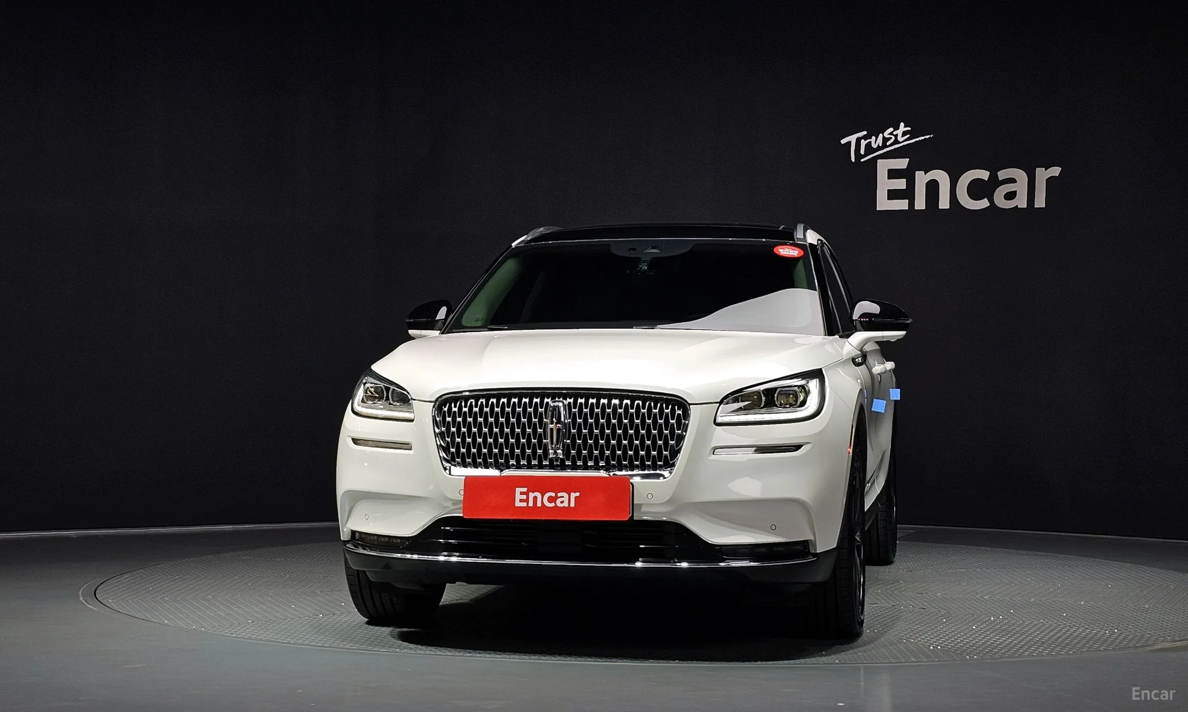 Lincoln Corsair превью 3