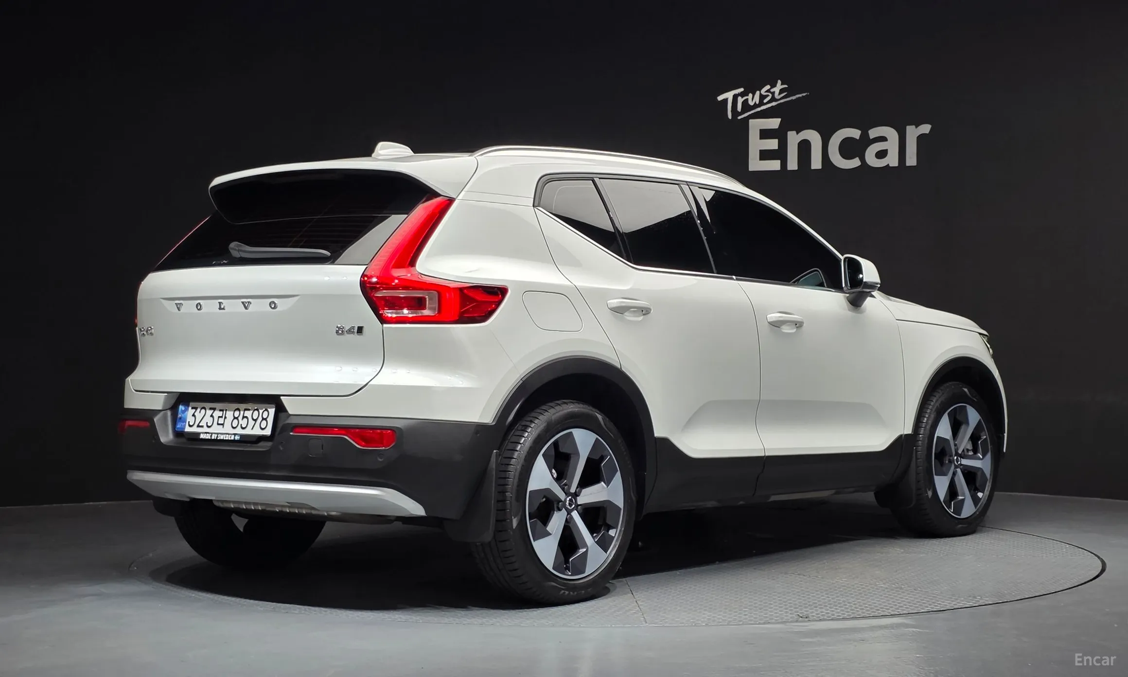 Volvo XC40 превью 2